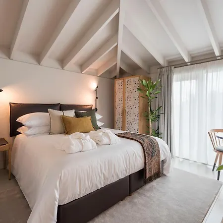 Jardins Do - By Unlock 4*