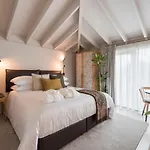 Jardins Do - By Unlock 4*