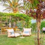 Jardins Do - By Unlock 4*