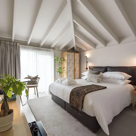 Jardins Do - By Unlock 4*