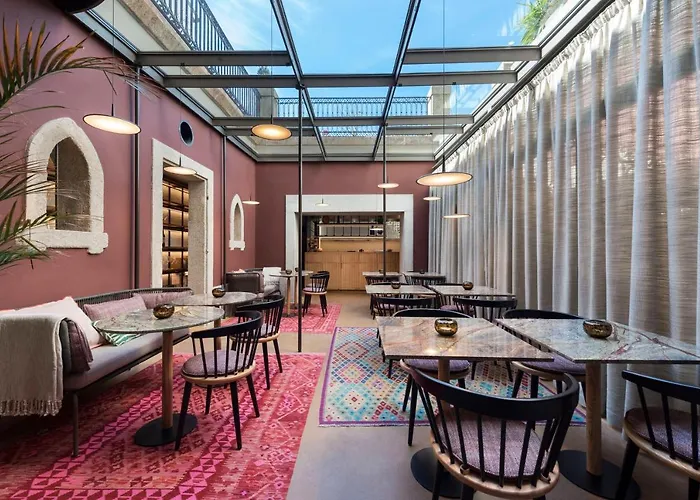 Jardins Do - By Unlock Couette-café Oporto